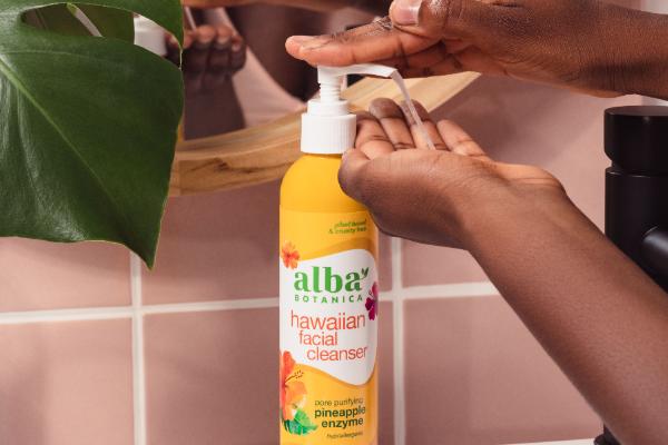 Alba Botanica: Natürliche Schönheitspflege mit pflanzlicher Kraft